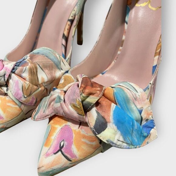 Ted Baker London Rymiiah Multicolor Art Print Court Heels w/ Bow Womens size 7.5 - Picture 4 of 12